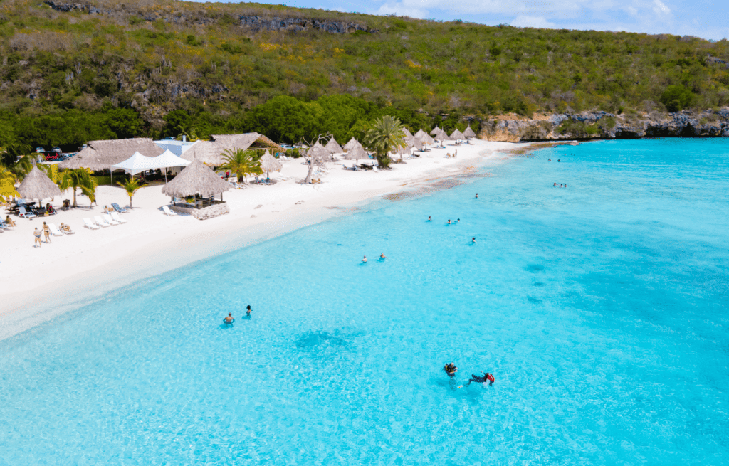 What is the best tour to go to Klein Curacao?